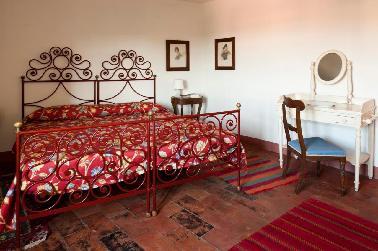 Castello Di Rocca Grimalda Guest House Exterior photo