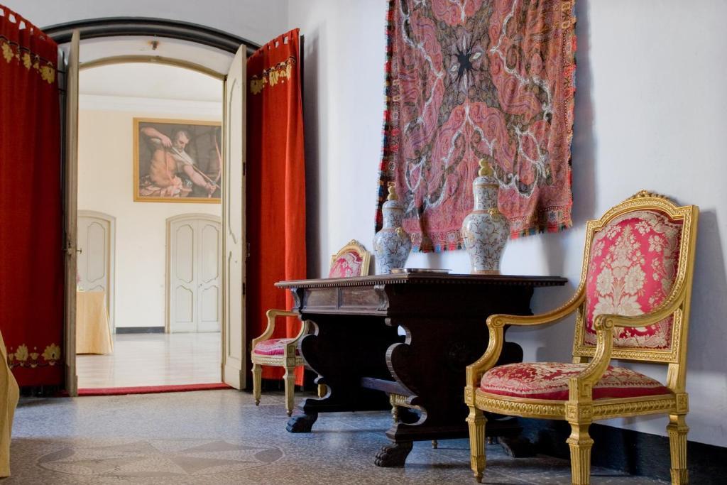 Castello Di Rocca Grimalda Guest House Exterior photo