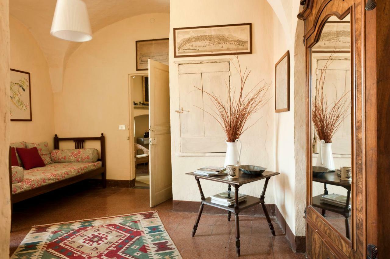 Castello Di Rocca Grimalda Guest House Exterior photo